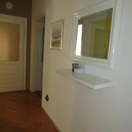 Vrlic Affittacamere 3*